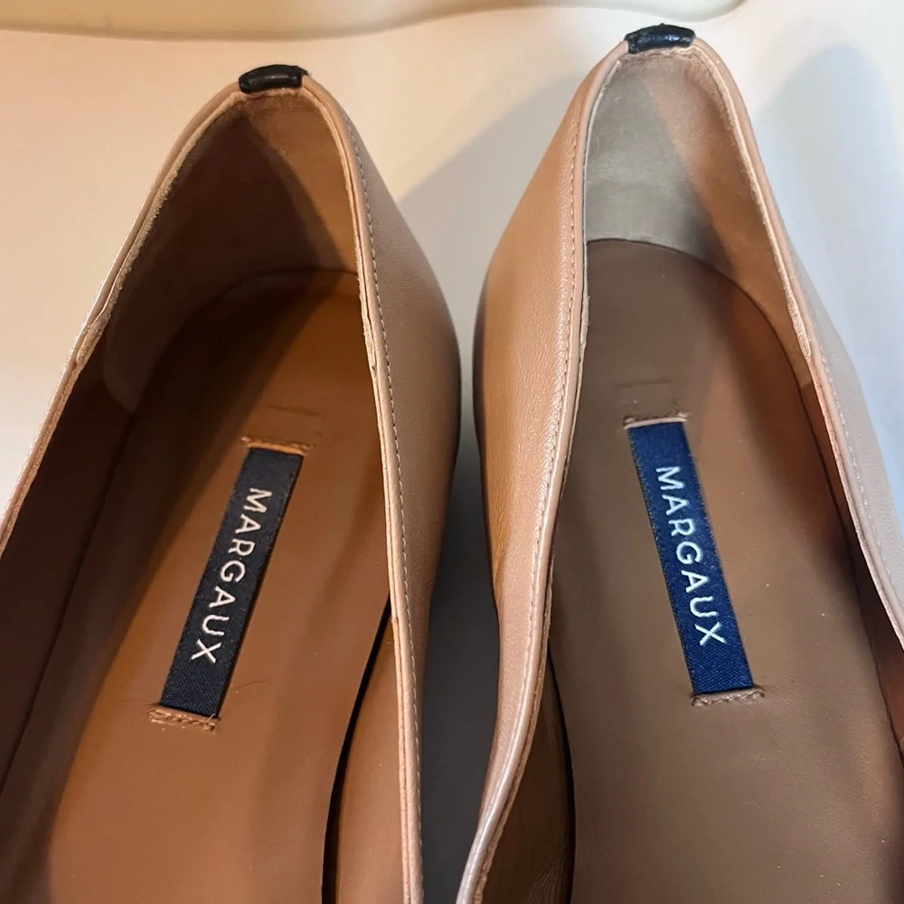 Margaux The Pointe Italian Nappa Leather Colorblock Flats Dune Beige Black 37.5W - Picture 4 of 9